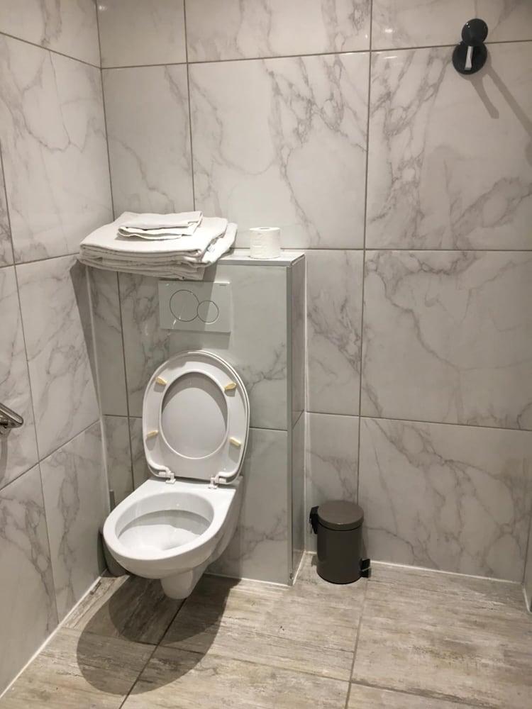 Hotel Maubeuge Gare Du Nord Париж Екстериор снимка
