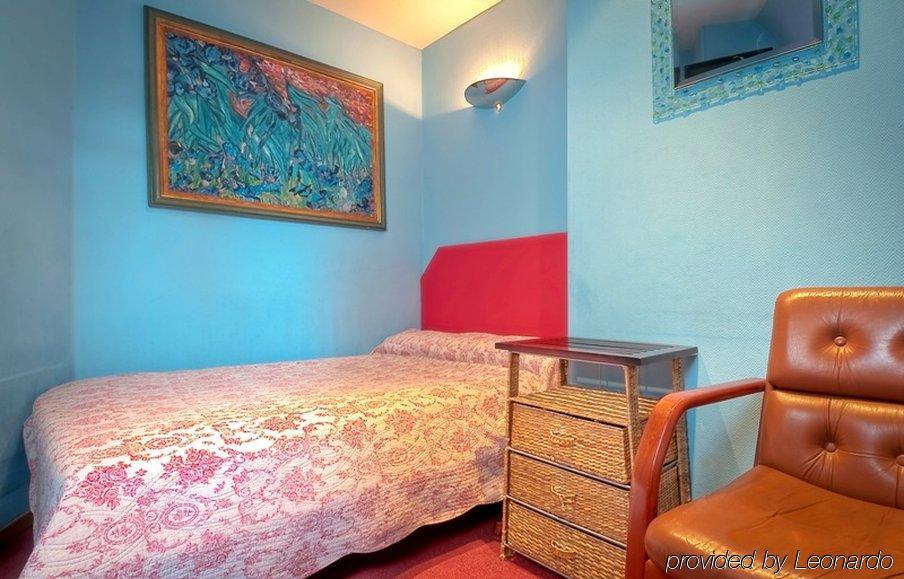 Hotel Maubeuge Gare Du Nord Париж Екстериор снимка