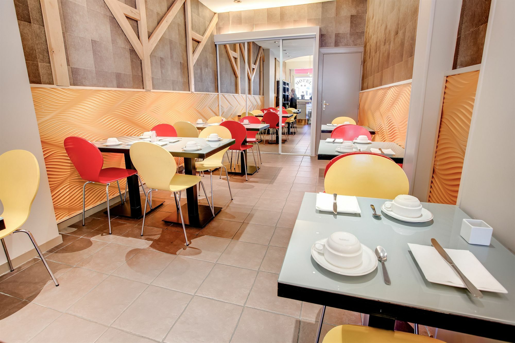 Hotel Maubeuge Gare Du Nord Париж Екстериор снимка